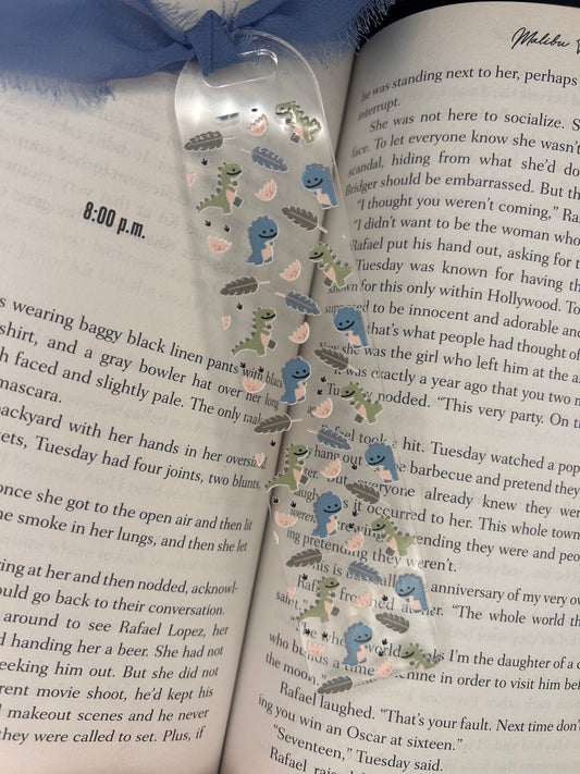 Mini Dino’s bookmark