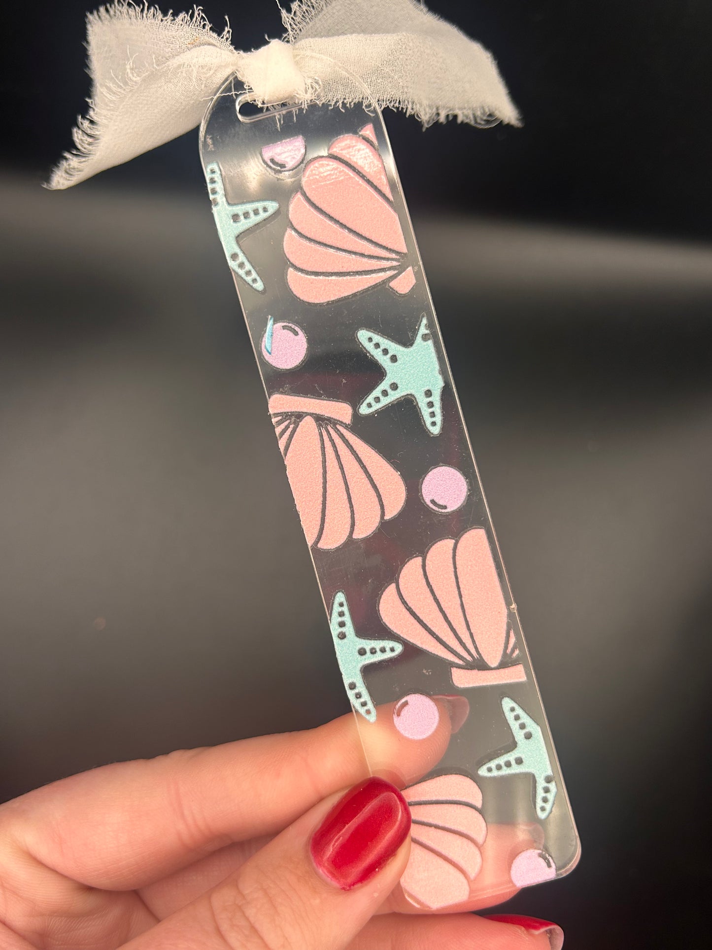 Large Seashell bookmark