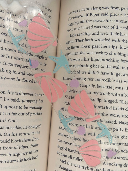 Large Seashell bookmark