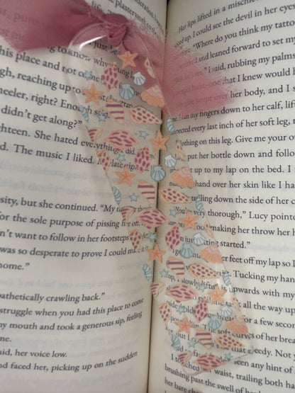 Mini Seashells bookmark